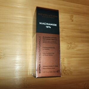 Revolution Niacinamide 15% Serum